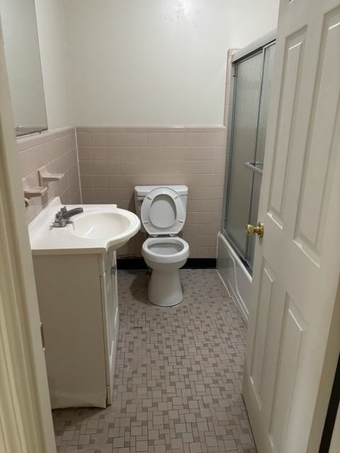 108 E 9th St #108 - Photo 4 of 6
