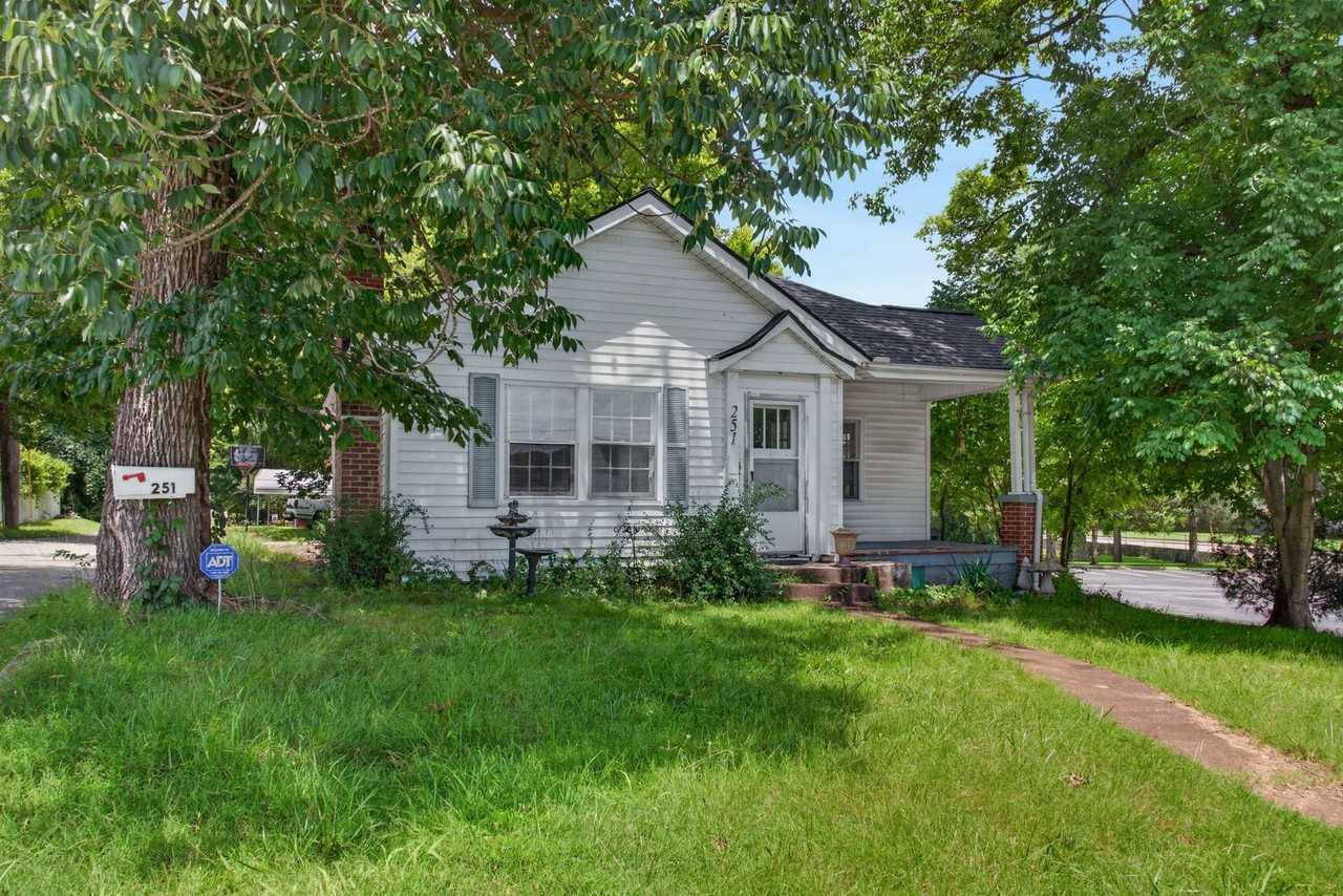 251 Forbes Ave - Photo 3 of 28