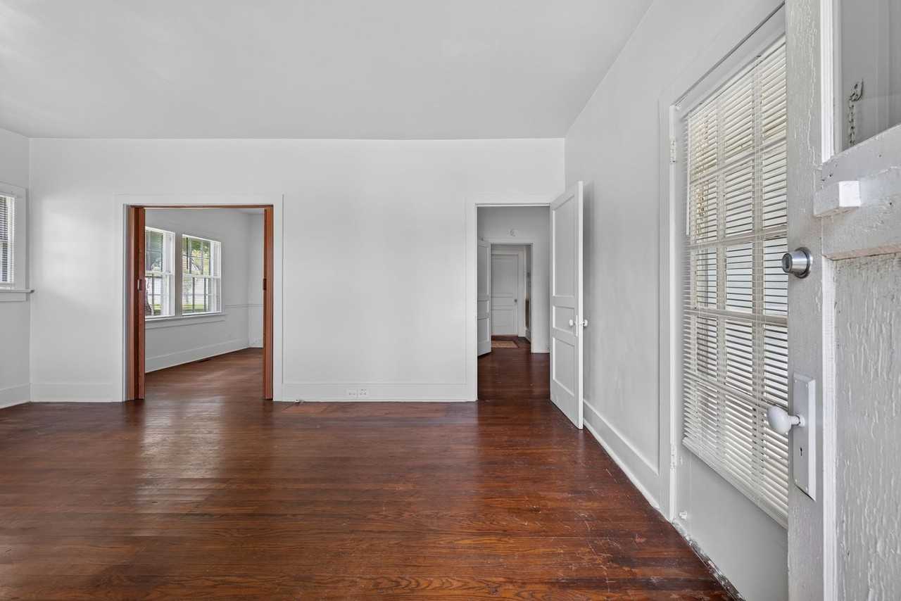 251 Forbes Ave - Photo 6 of 28