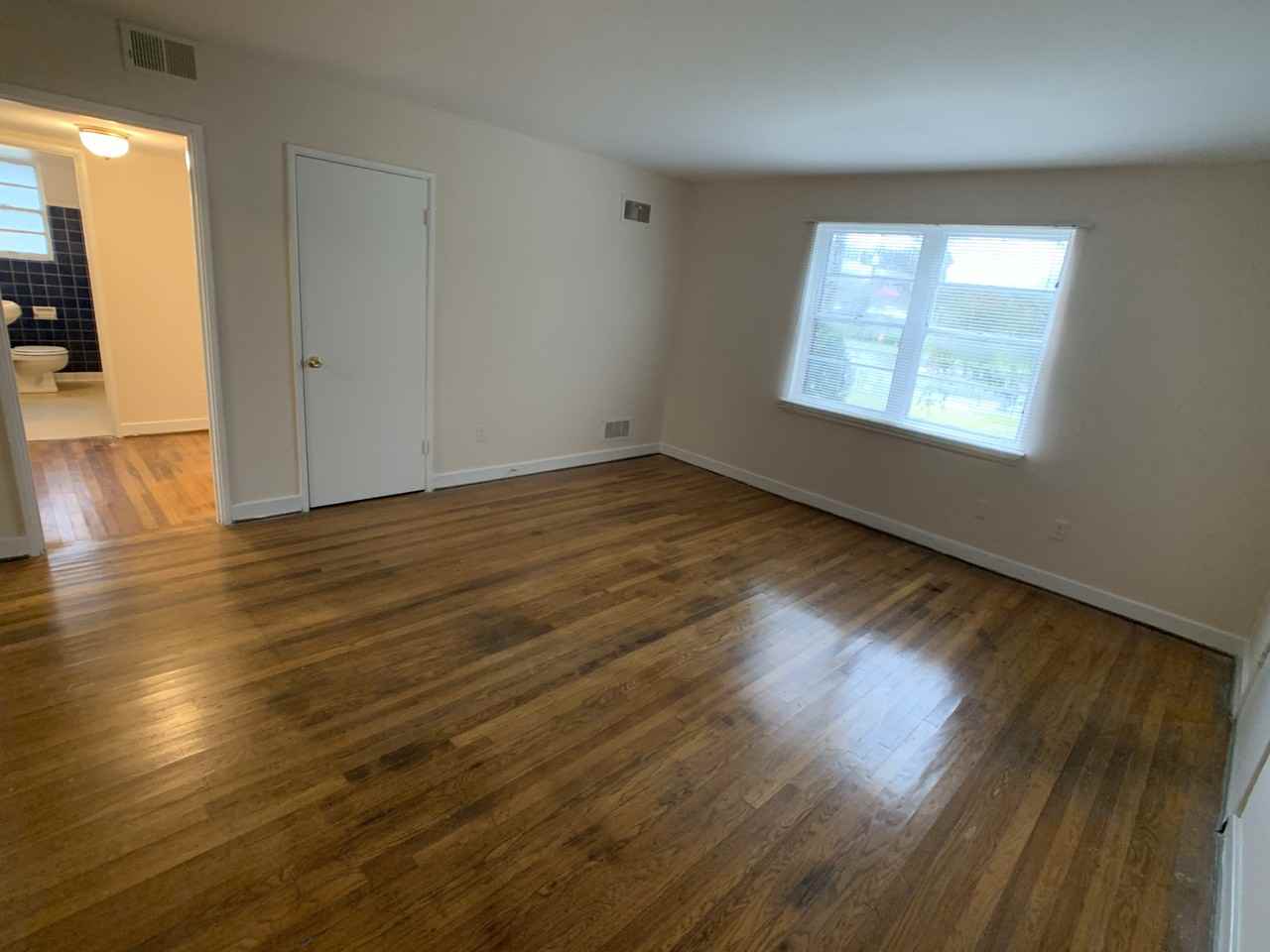 105 E Glenwood Dr #A - Photo 2 of 11
