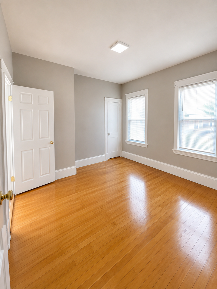 55 Chester Ave #2 - Photo 4 of 6