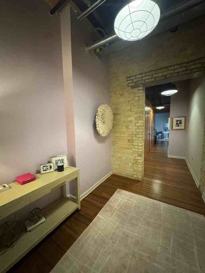 Broadway Market Lofts - Photo 6 of 17