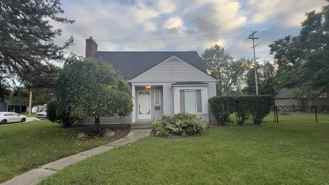 1914 E 2nd St #NA - Photo 1 of 1