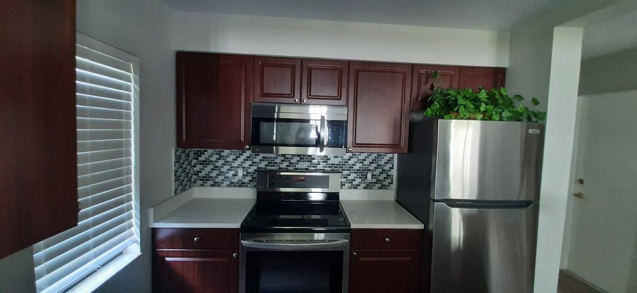 16845 Le Clare Shores Dr - Photo 4 of 12