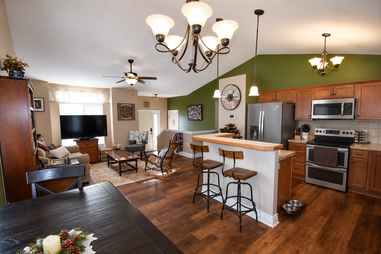 5204 Fossilridge Ct - Photo 3 of 14