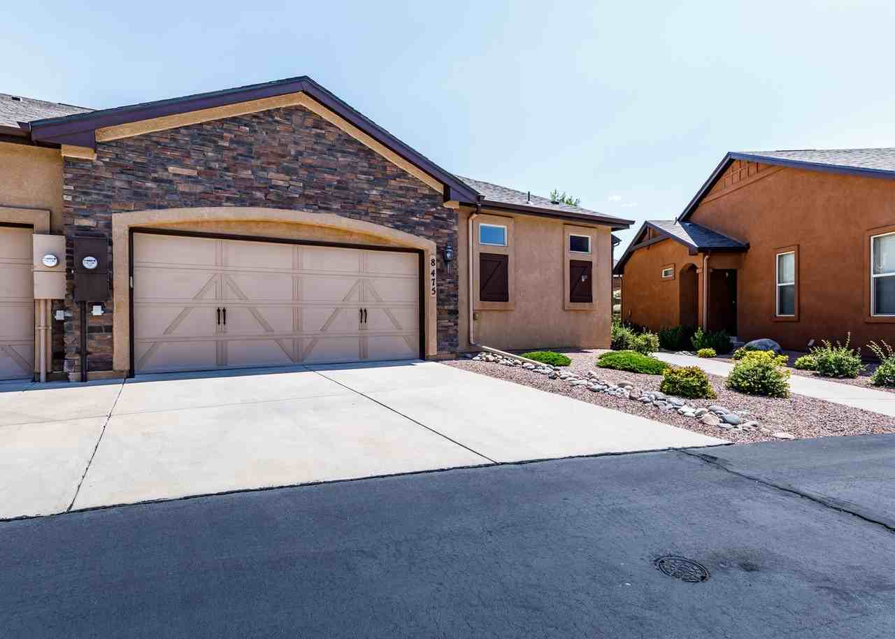 8475 Glen Carriage Grv - Photo 2 of 33