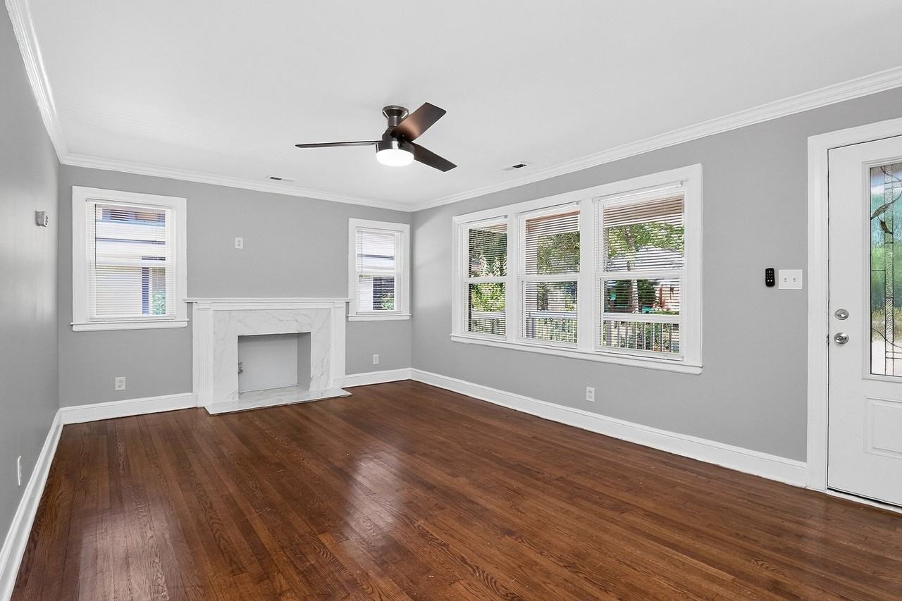 305 Sylvania Ave - Photo 3 of 18