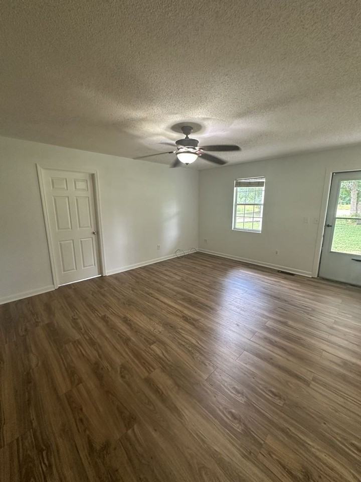6250 W Highway 136 - Photo 2 of 20
