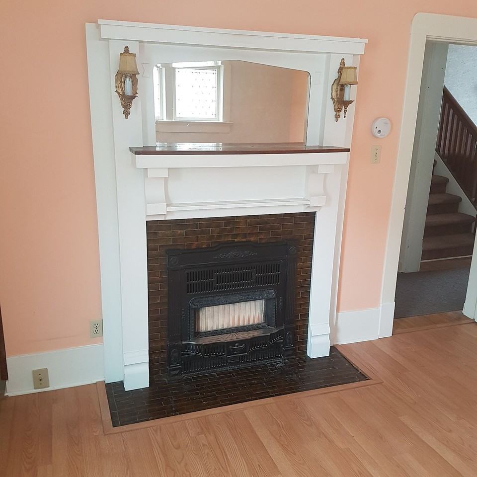 1408 Memorial Dr Nw - Photo 6 of 10