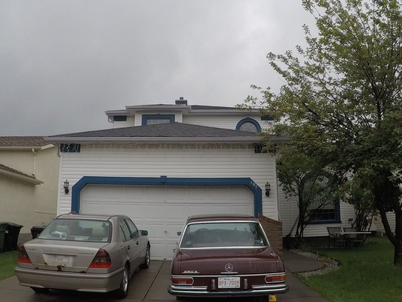 197 Hawkstone Dr Nw - Photo 2 of 24