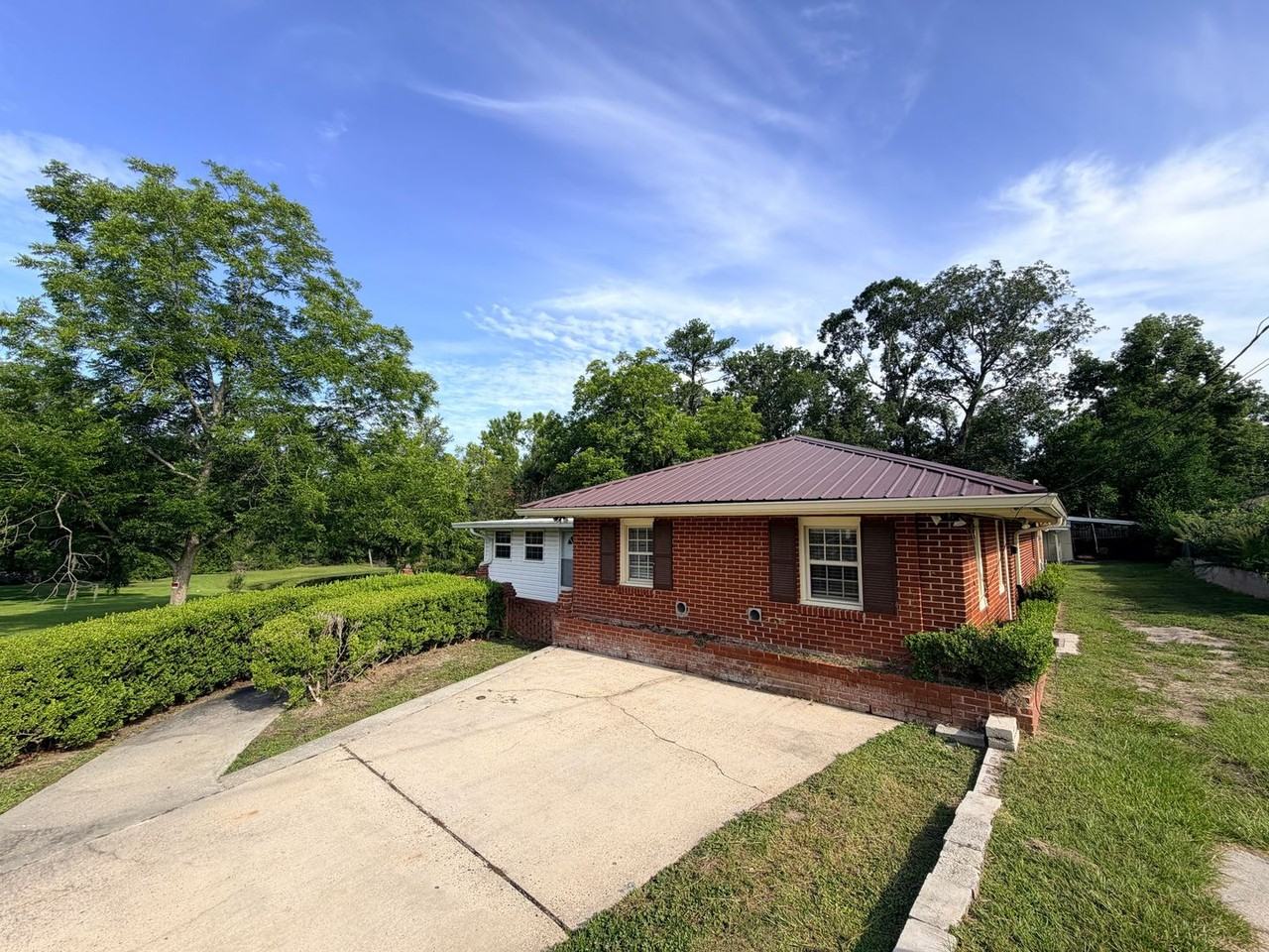 1314 Mcree Dr - Photo 2 of 23