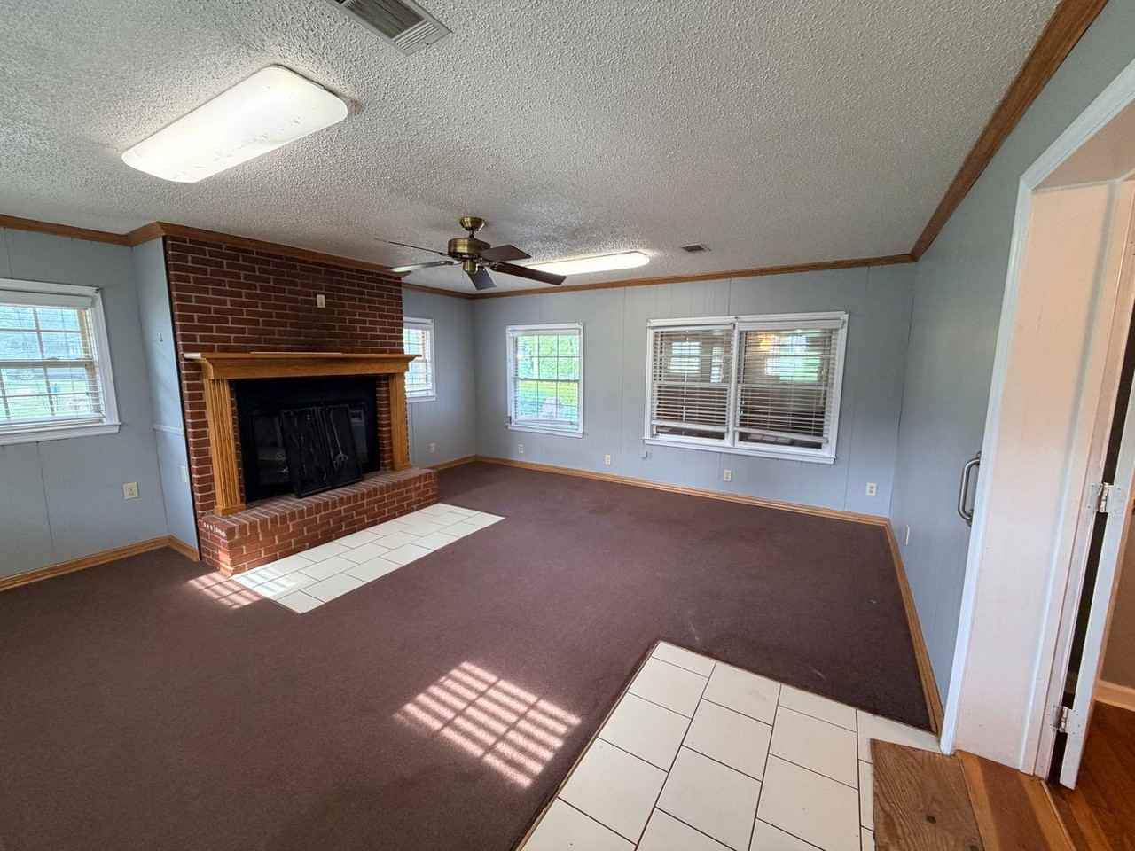 1314 Mcree Dr - Photo 4 of 23