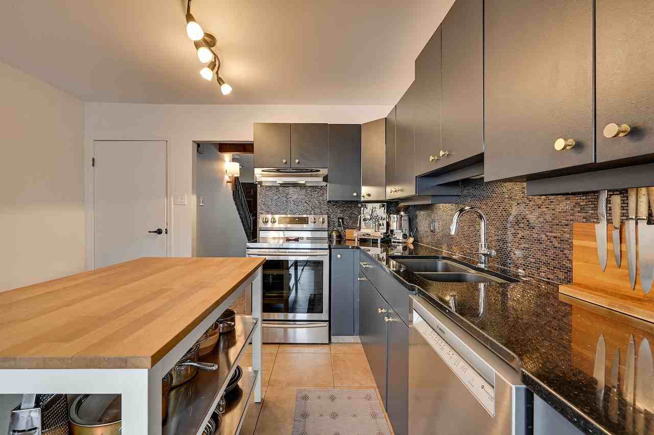 11619 127 St Nw - Photo 3 of 41