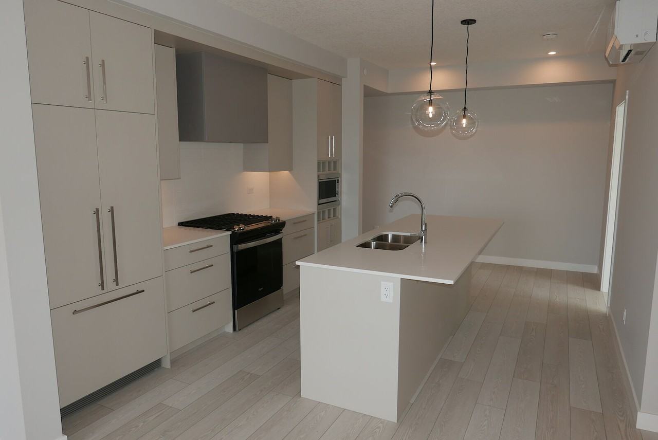 8370 Broadcast Ave Sw - Photo 4 of 28