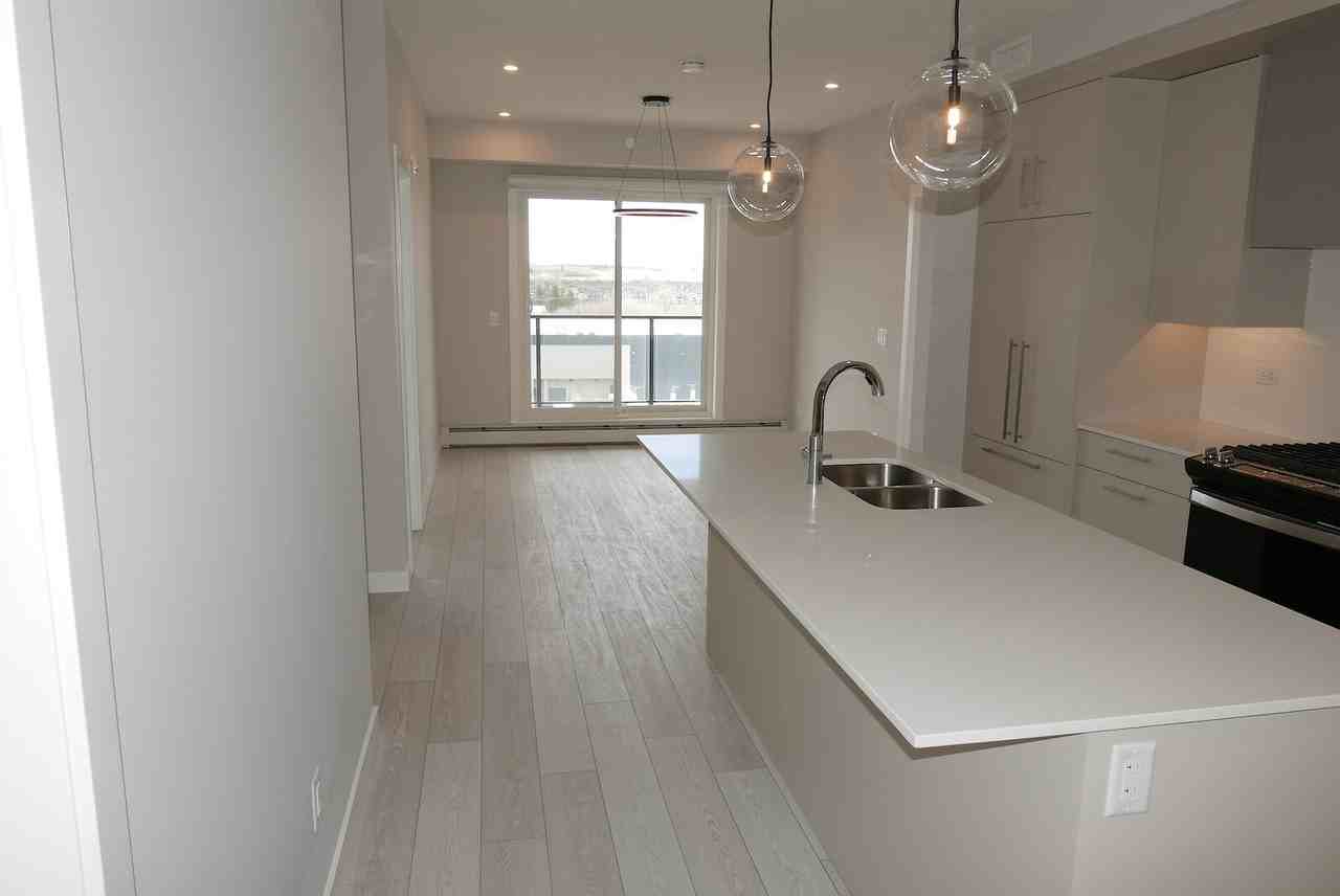 8370 Broadcast Ave Sw - Photo 7 of 28
