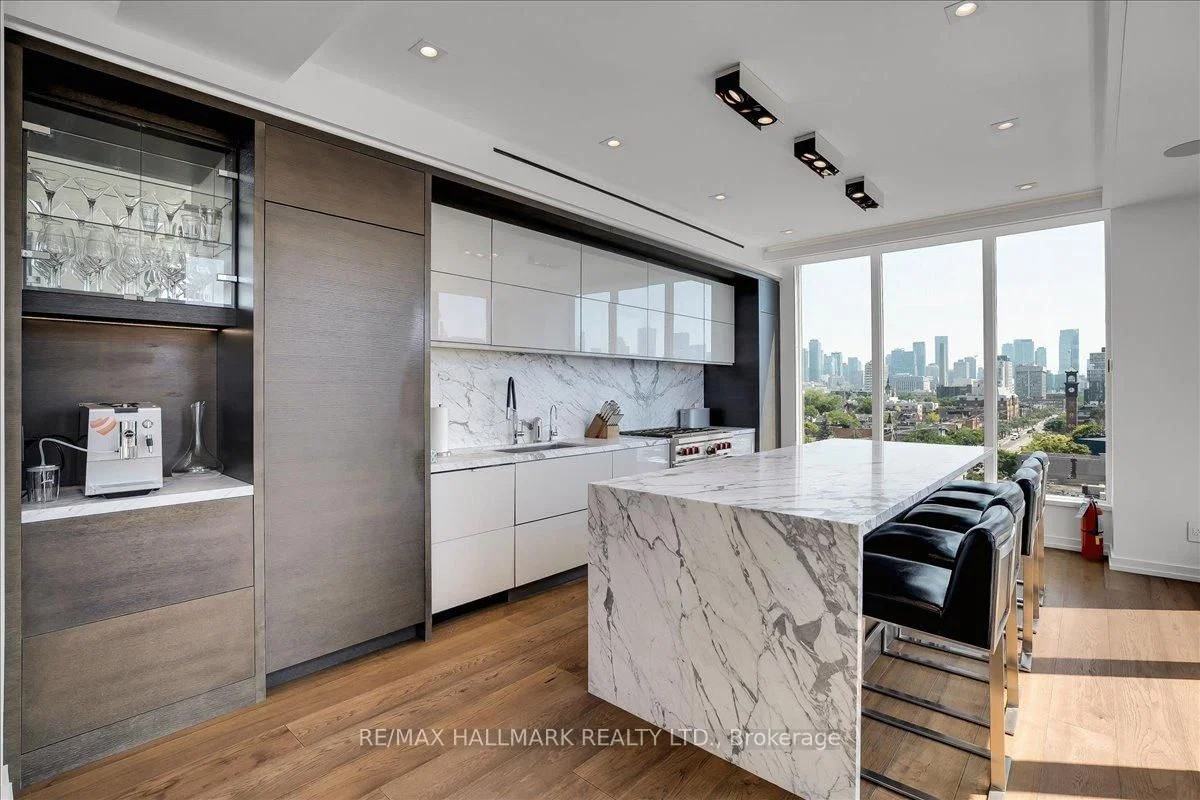 301 Markham Street - Photo 9