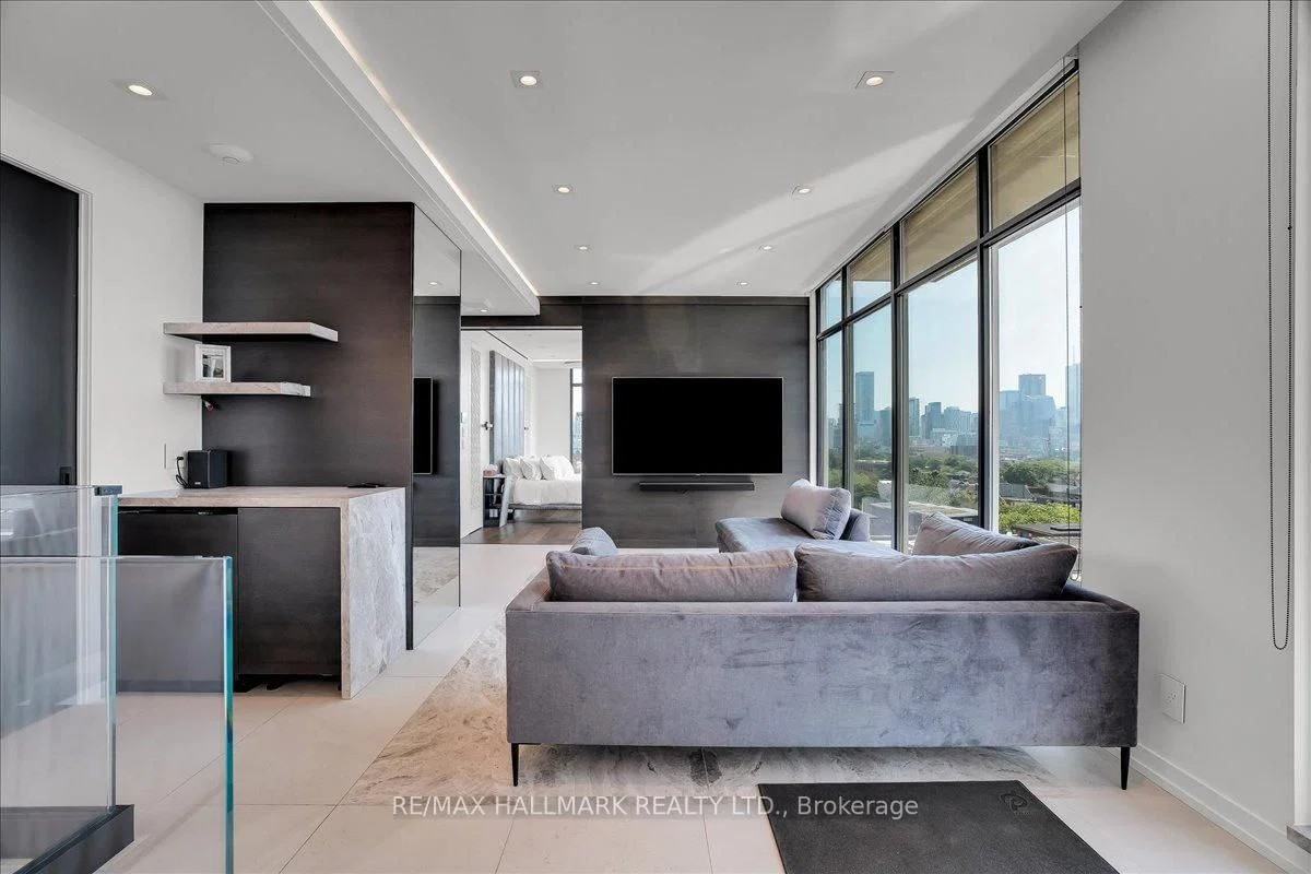 301 Markham Street - Photo 10