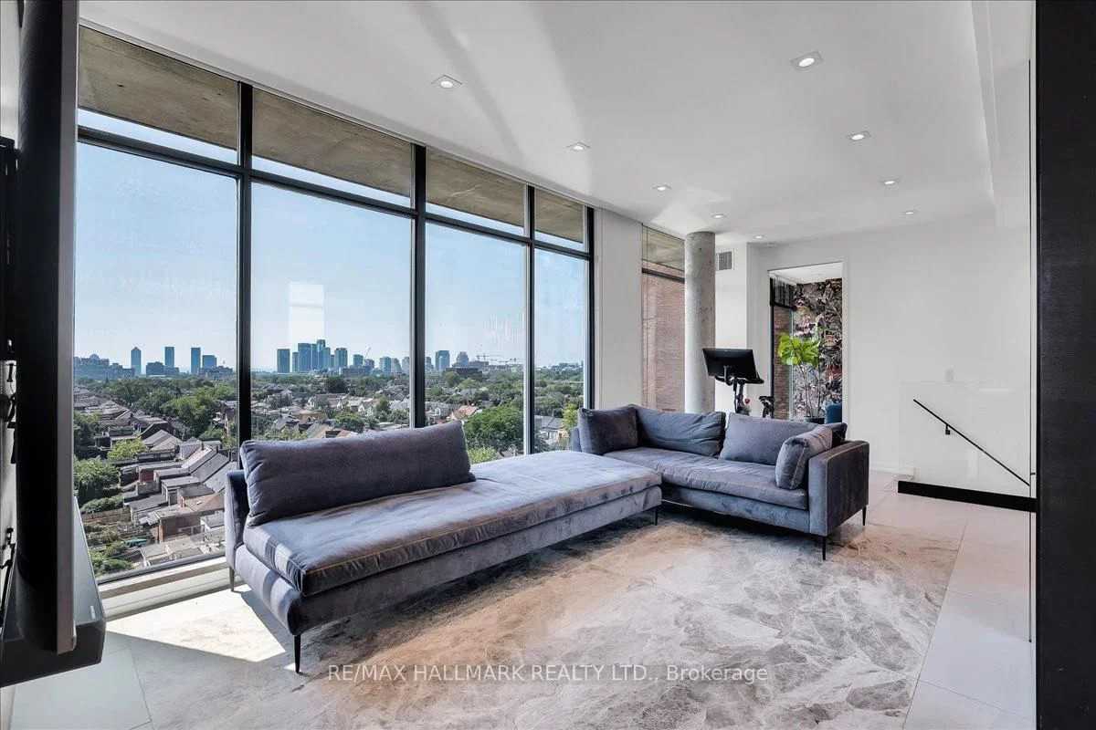 301 Markham Street - Photo 13