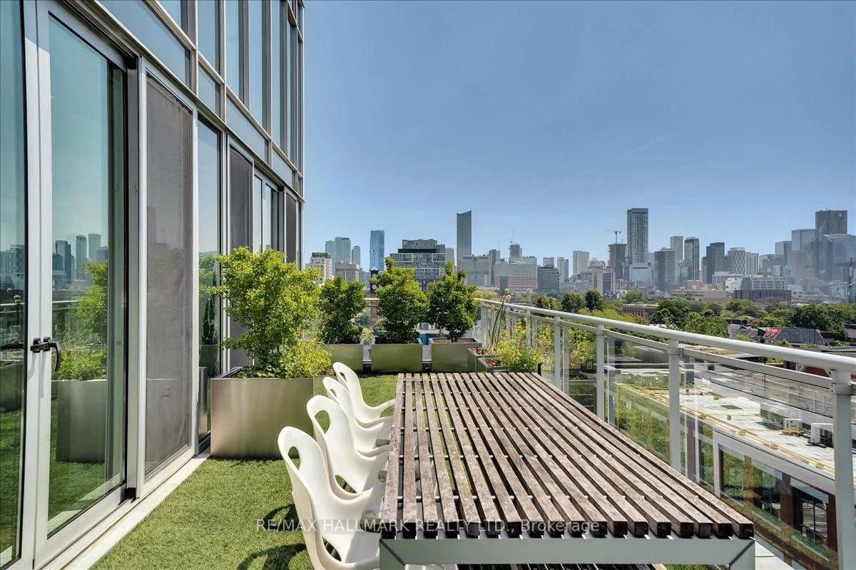 301 Markham Street - Photo 29