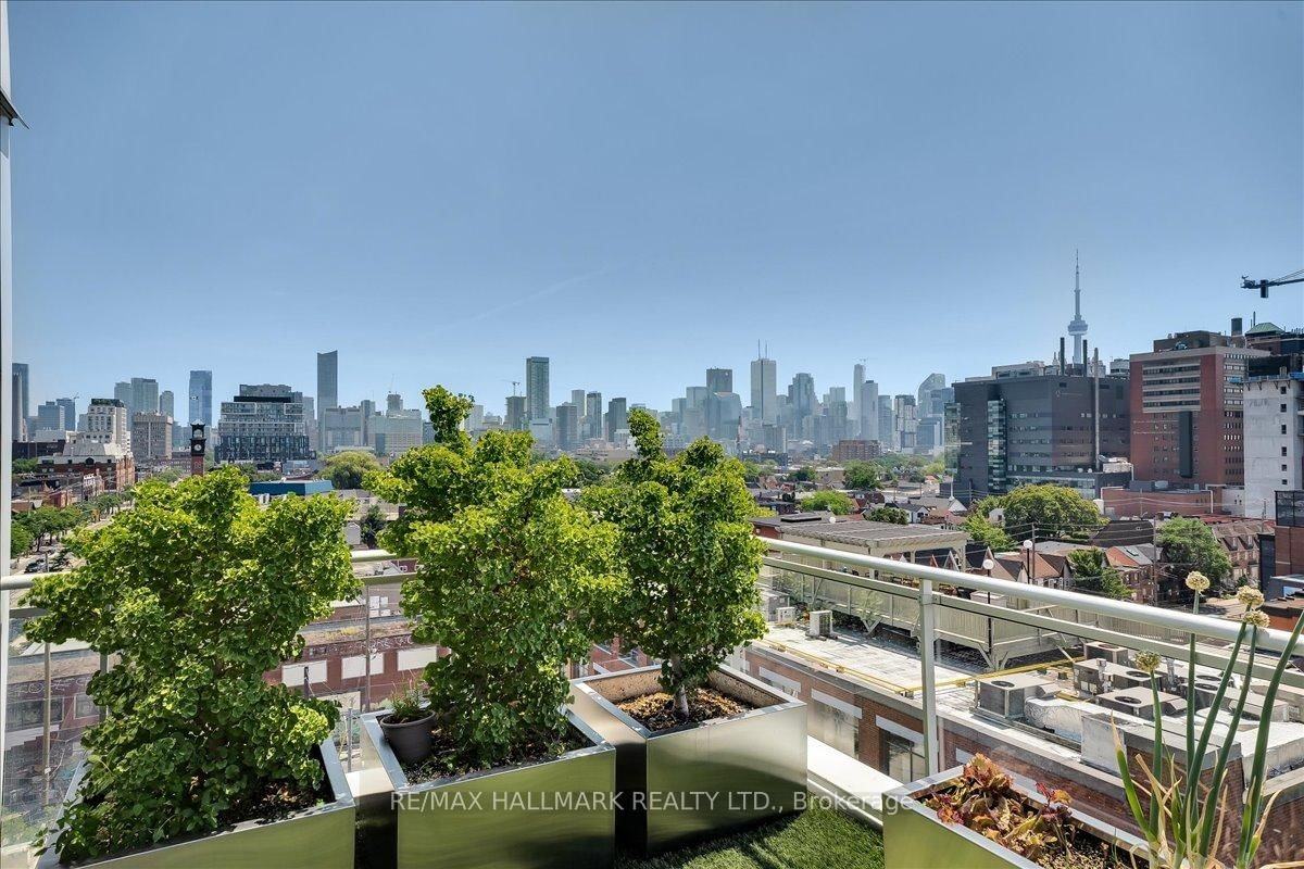 301 Markham Street - Photo 32
