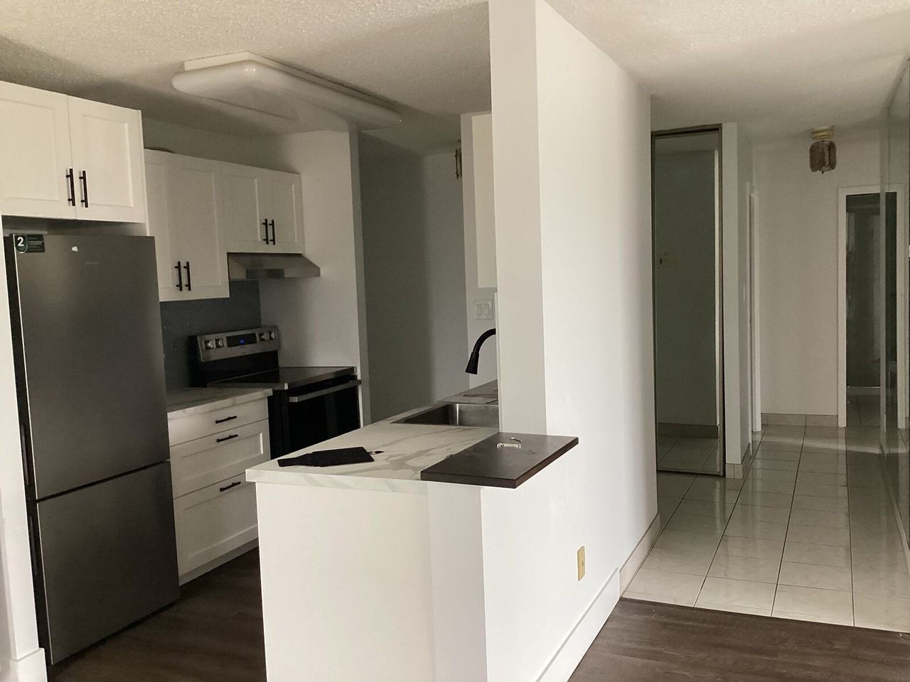 10135 Berkeley Apts. - Photo 4 of 10