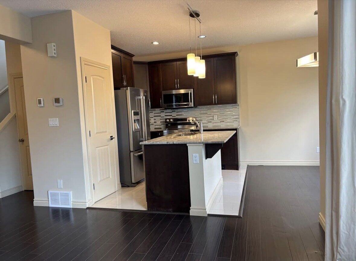 1208 152 Ave Nw - Photo 4 of 23