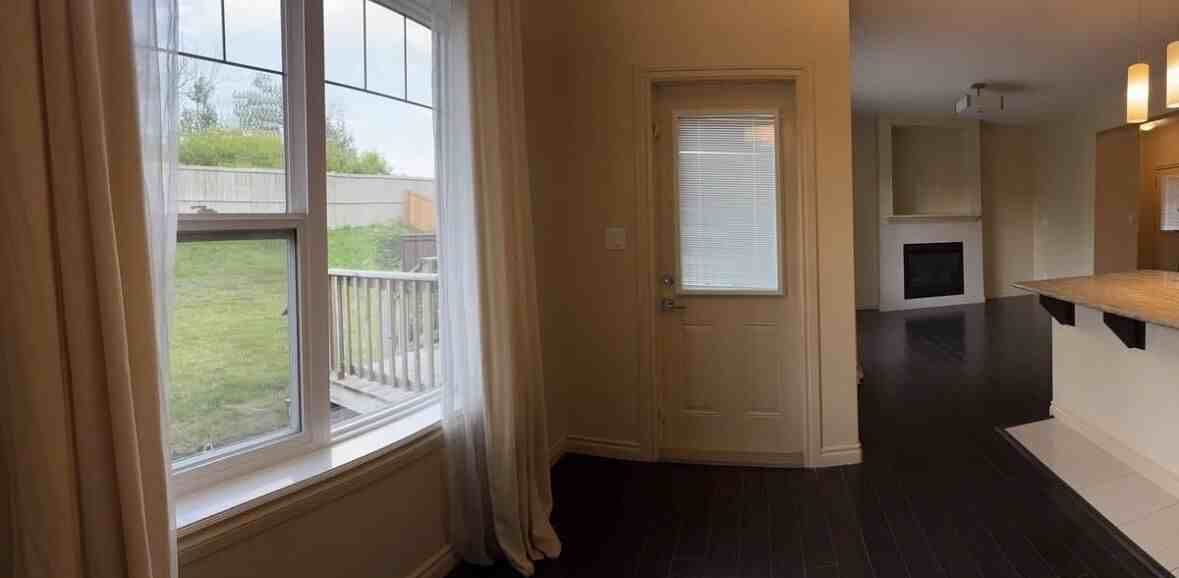 1208 152 Ave Nw - Photo 6 of 23