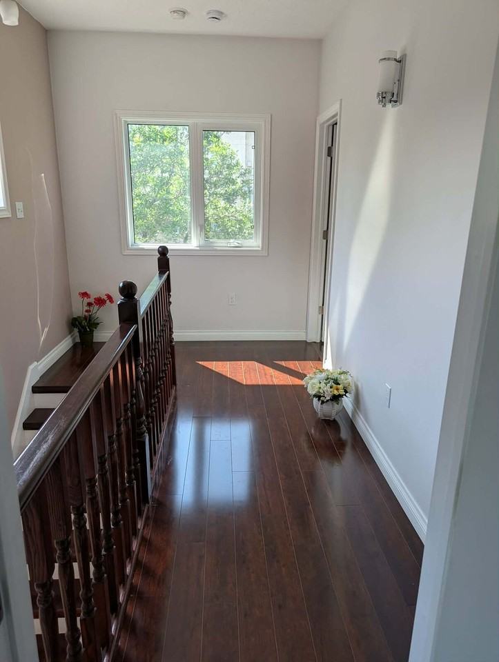 9862 80 Ave Nw - Photo 4 of 23