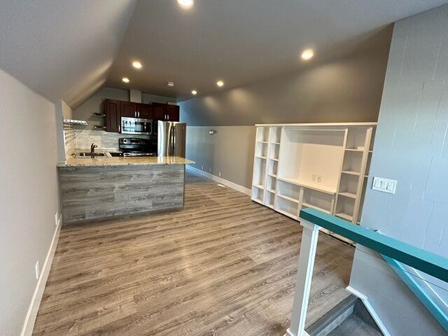 154 Slopeview Dr Sw - Photo 2 of 19