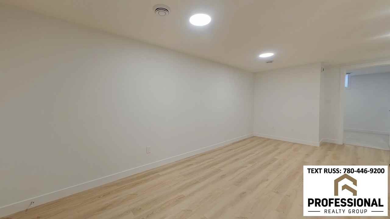 1037 Aster Blvd Nw - Photo 2 of 6