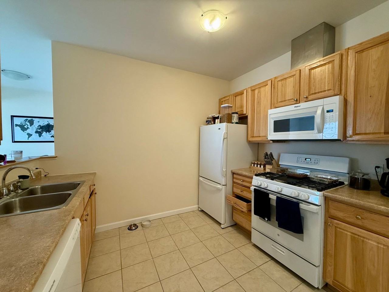 42 Severance Grn - Photo 4 of 24