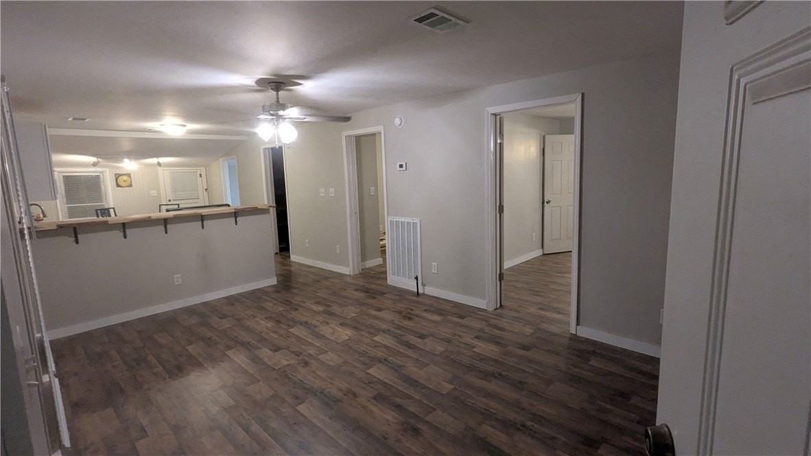 321 White Rd - Photo 2 of 28