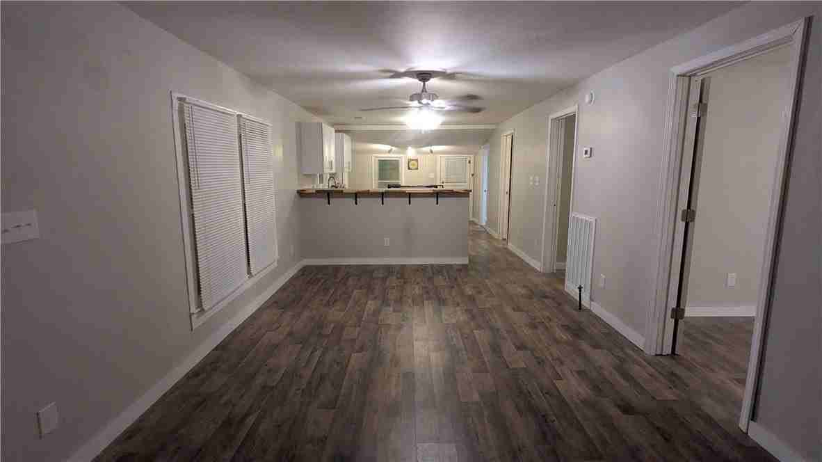 321 White Rd - Photo 3 of 28