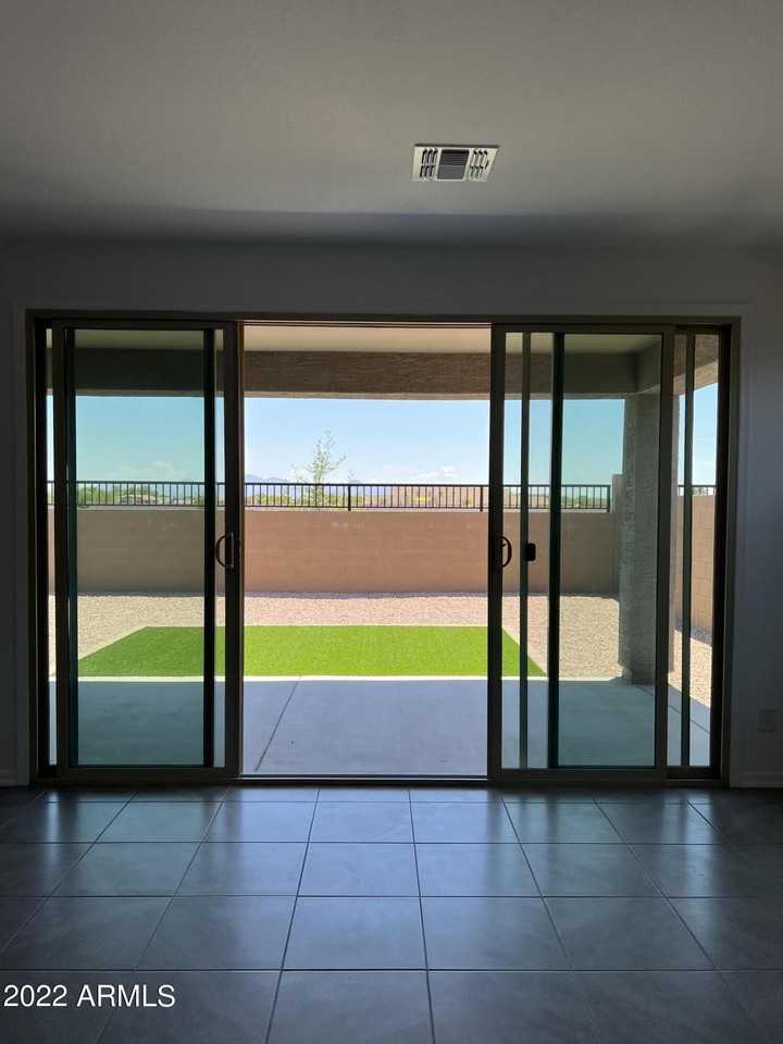 12435 W Citrus Way - Photo 5 of 12