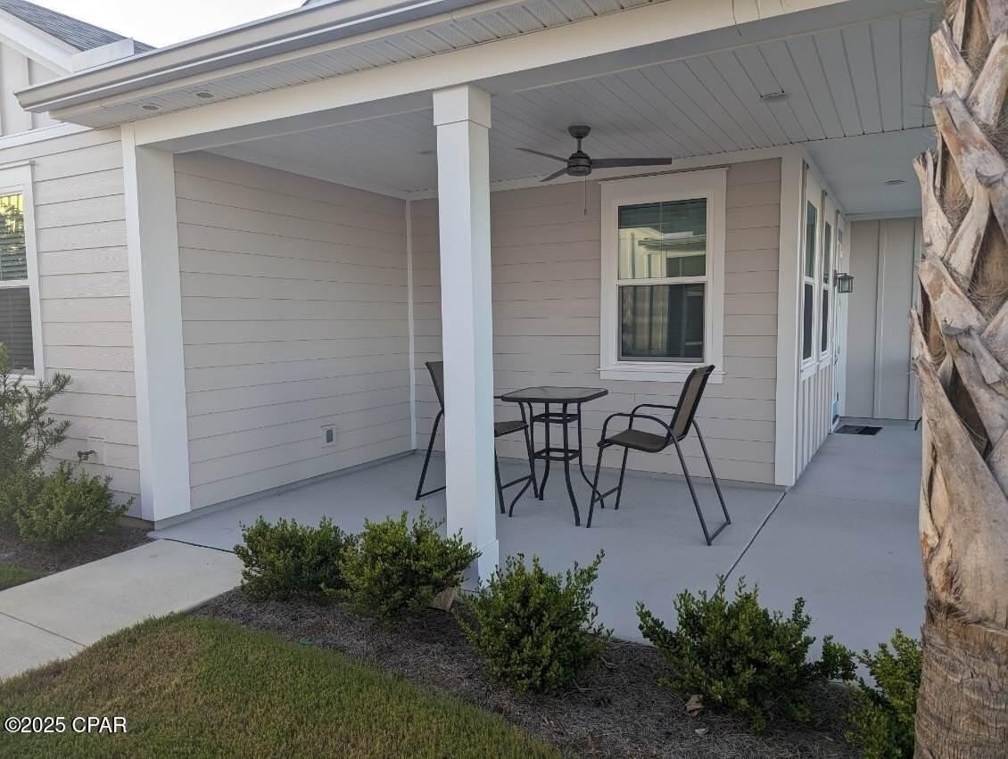 8806 Attitude Ave - Photo 4 of 37