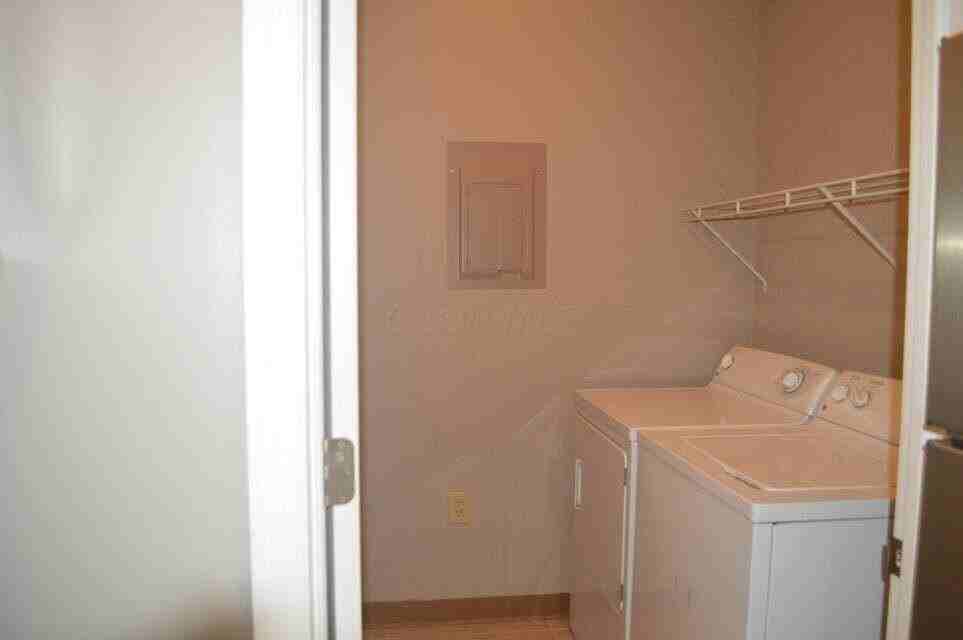 2744 Greystone Dr - Photo 7 of 26