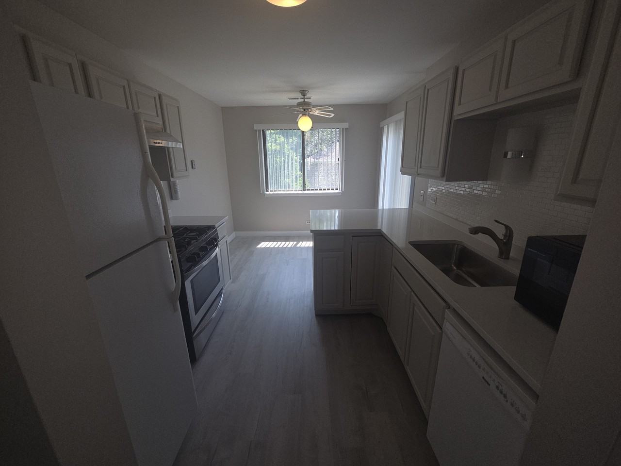 299 Pembridge Ln Unit D2 #D2 - Photo 6 of 20
