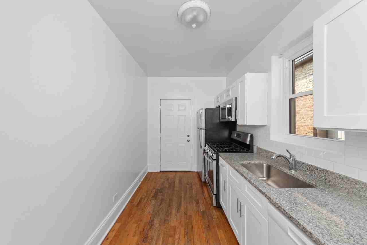 3533 W Fullerton Ave #2349-3 - Photo 7 of 11