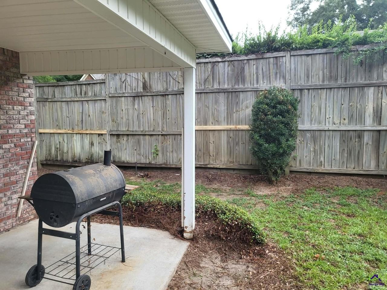 406 Royal Crest Cir - Photo 6 of 19