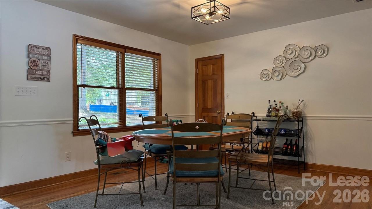 16318 Stinson Cove Rd - Photo 4 of 30