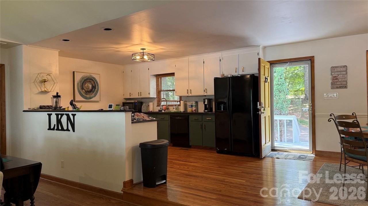 16318 Stinson Cove Rd - Photo 5 of 30