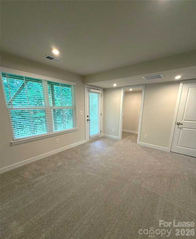 4136 Auburn Oak Ln - Photo 3 of 23