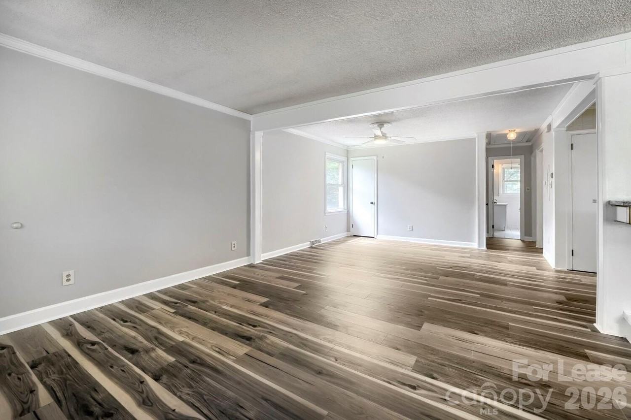 221 Eden Cir - Photo 6 of 28