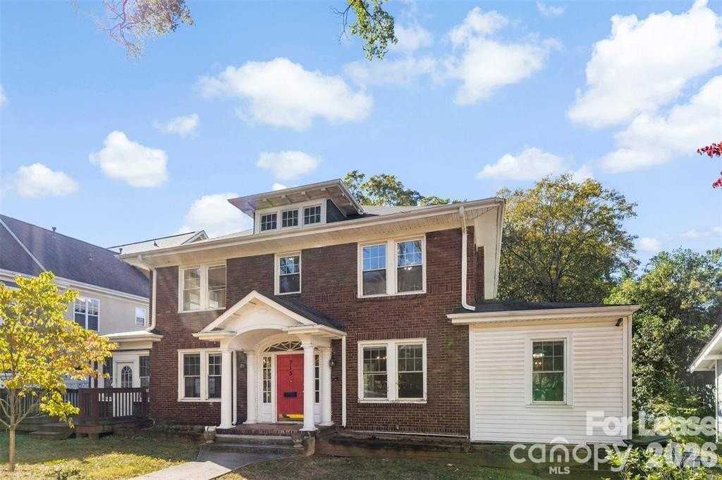 715 Hawthorne Ln - Photo 2 of 18