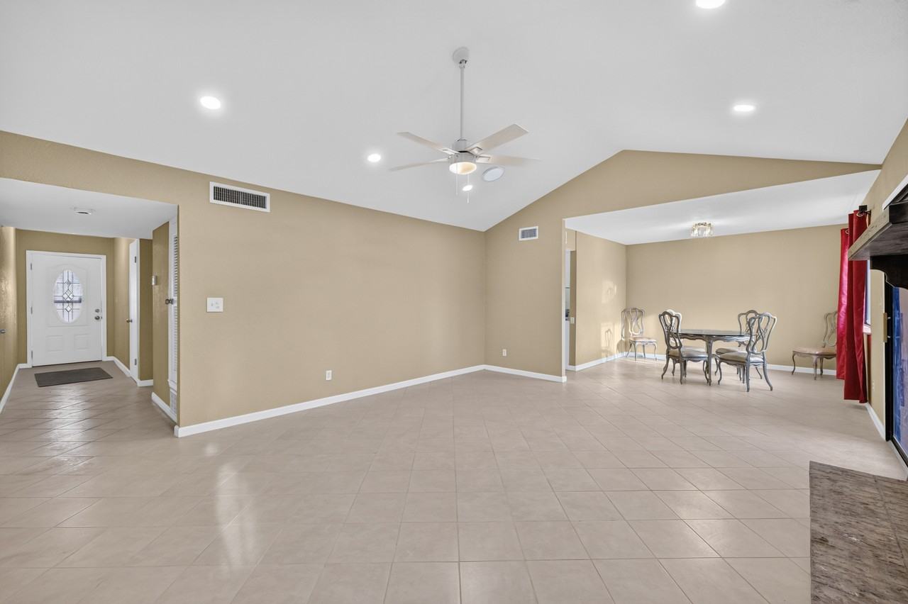 11301 Gene Sarazen Dr #1 - Photo 6 of 26