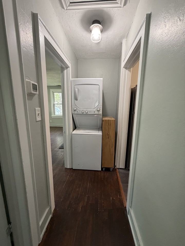 114 Palm Ave #1 - Photo 7 of 20