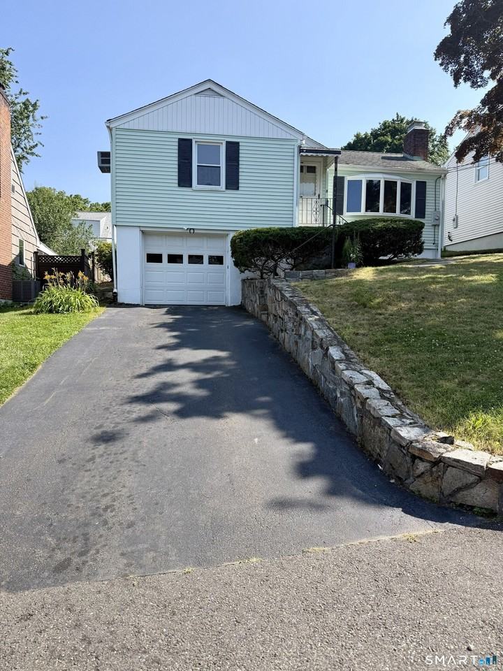 8 Rome St - Photo 2 of 18