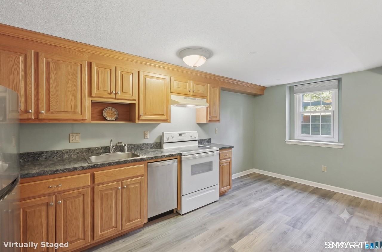 22 Main Street Ext #A6 - Photo 6 of 10