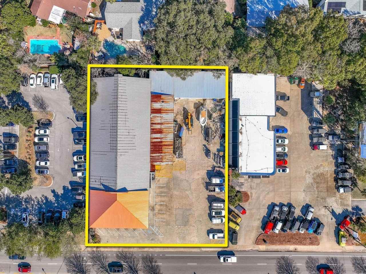 639 Harbor Blvd - Photo 3 of 29