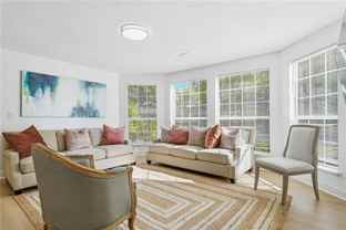 904 Wentworth Ct - Photo 1 of 1